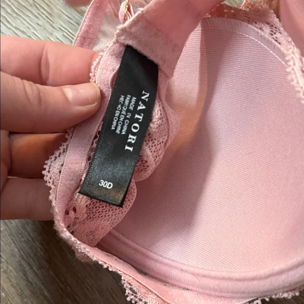 Natori Feathers T-Shirt Bra Bundle - Picture 5 of 5